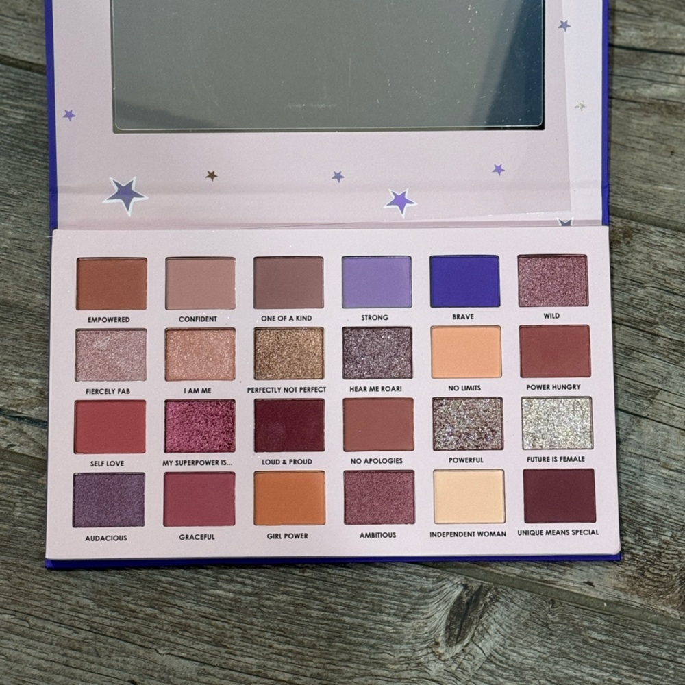 I Am Woman 24 Shade Eyeshadow-BRAND NEW NEVER USED​​